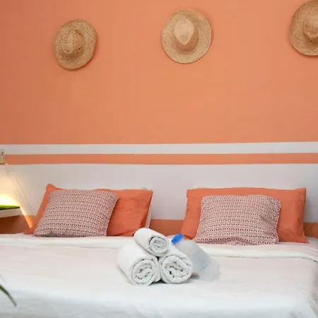 Guest house Casa The Garden Palmas 3*